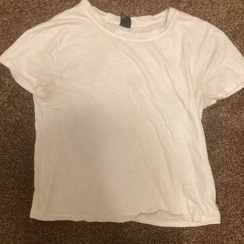 Just a plain white T-shirt from Wild Fable.